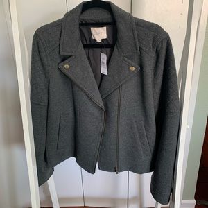 Loft Heather Gray Jacket with quilt pattern shoulders